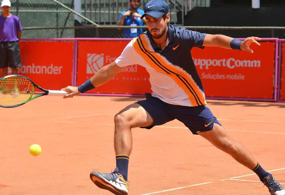 Orlando Luz para na primeira rodada do quali do Challenger de Campinas 2018 (foto: João Pires/Photojump)
